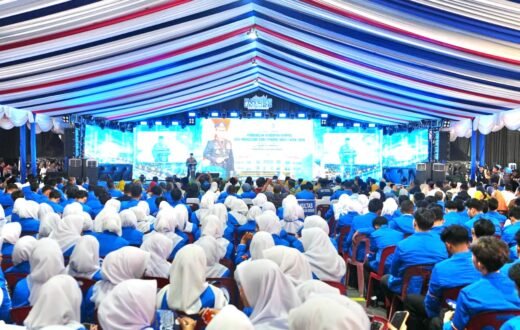 Kapolri Listyo Sigit Ajak Mahasiswa Jadi Agen Perubahan dan Perekat Persatuan