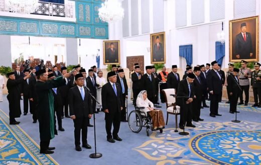 Pratikno Jadi Ketua, Rocky Gerung Masuk 26 Anggota Wantimpres yang Dilantik Prabowo