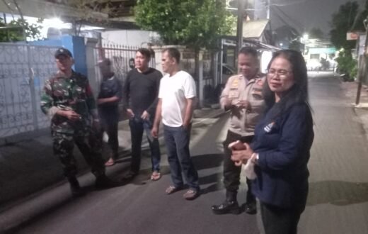 Jaga Kamtibmas Tetap Kondusif, Koramil Matraman Bersama Komduk Gelar Patroli Siskamling